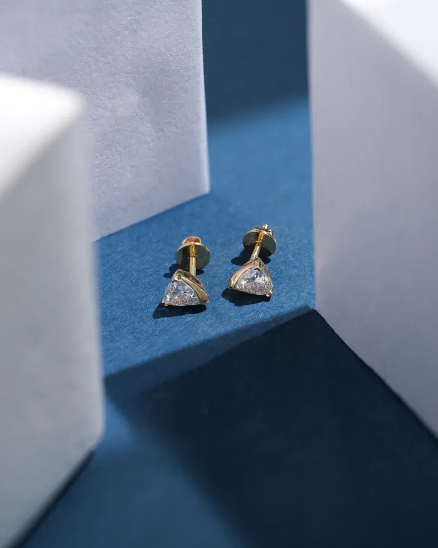 Solis Trillion Studs