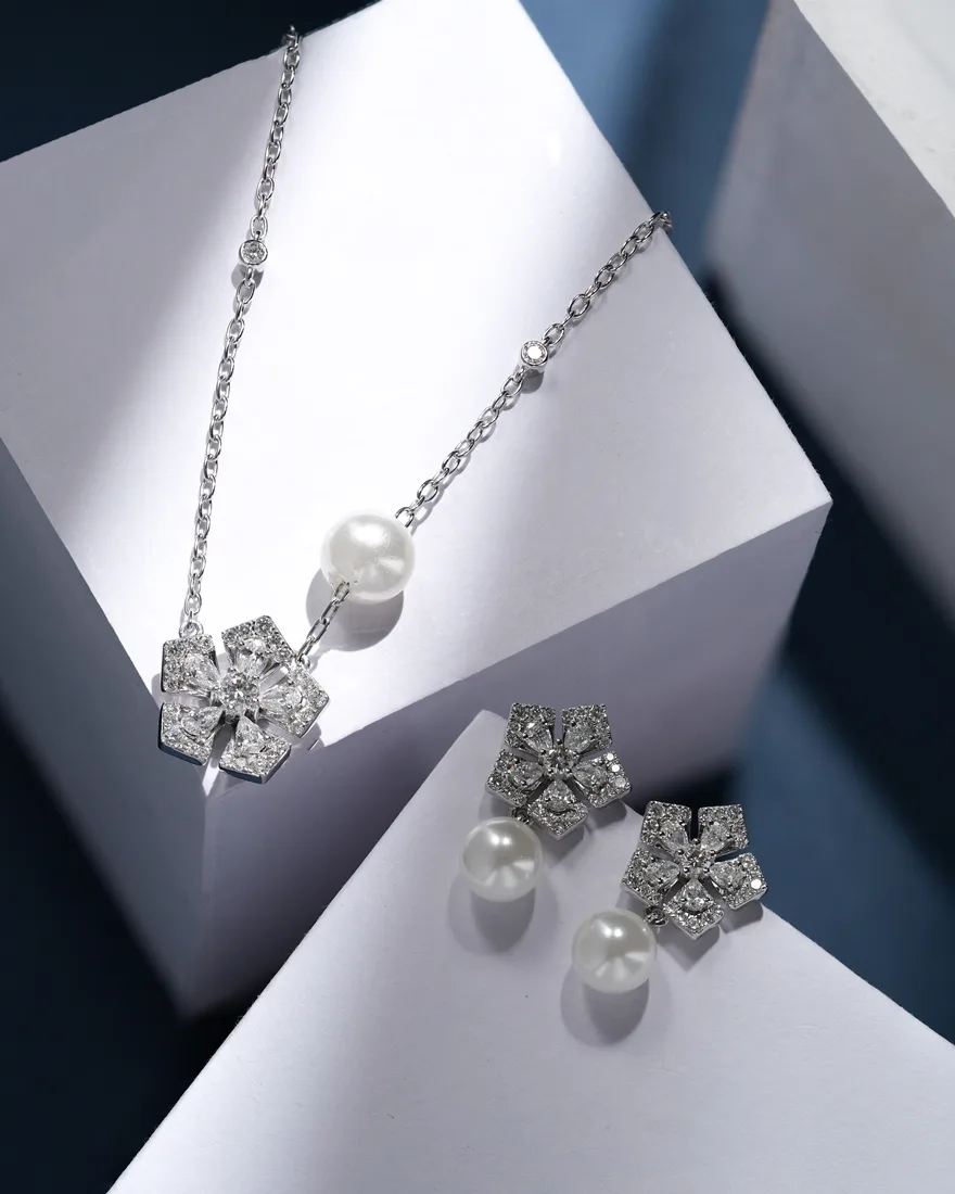 Pearl Blossom Pendant & Earrings