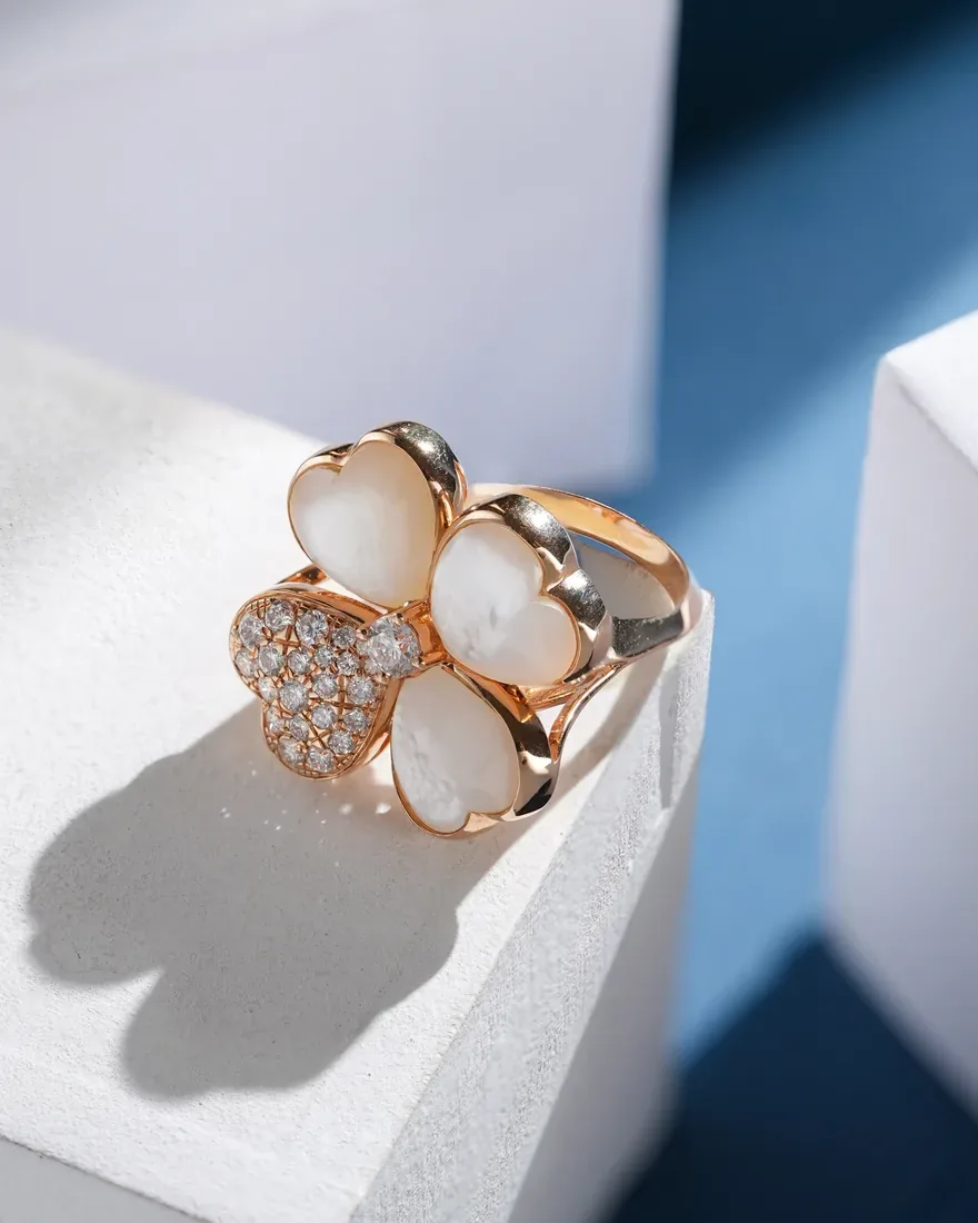 Bloom Clover Ring